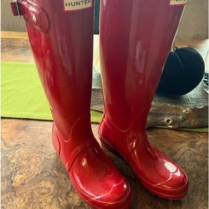 Tall Hunter rain boots.